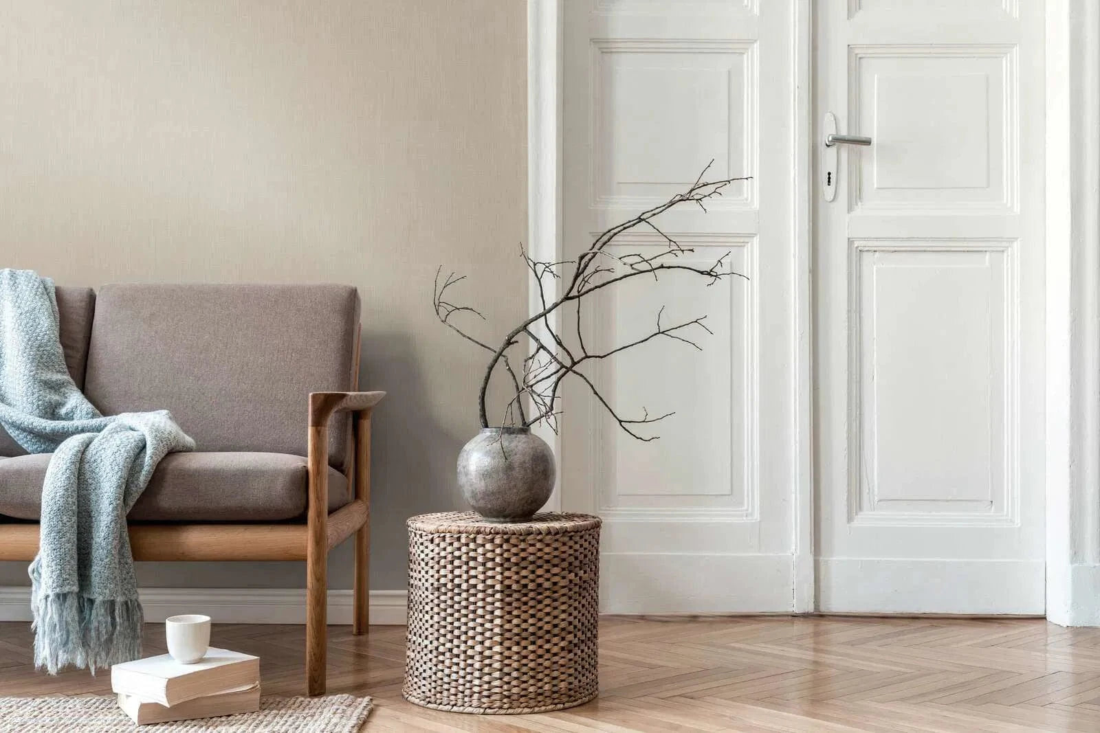 Daniel Hechter tapetes ar vieglu tekstila faktūru bēšā krāsā AS Creation