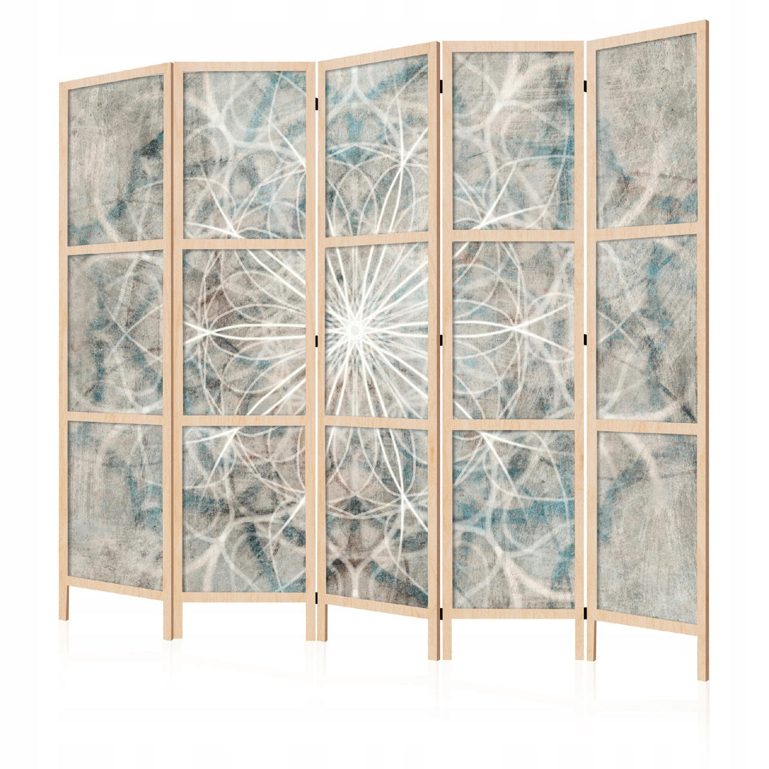 Aizslietnis "Zilā Mandala" – Moderns Telpas Dalītājs L-ART