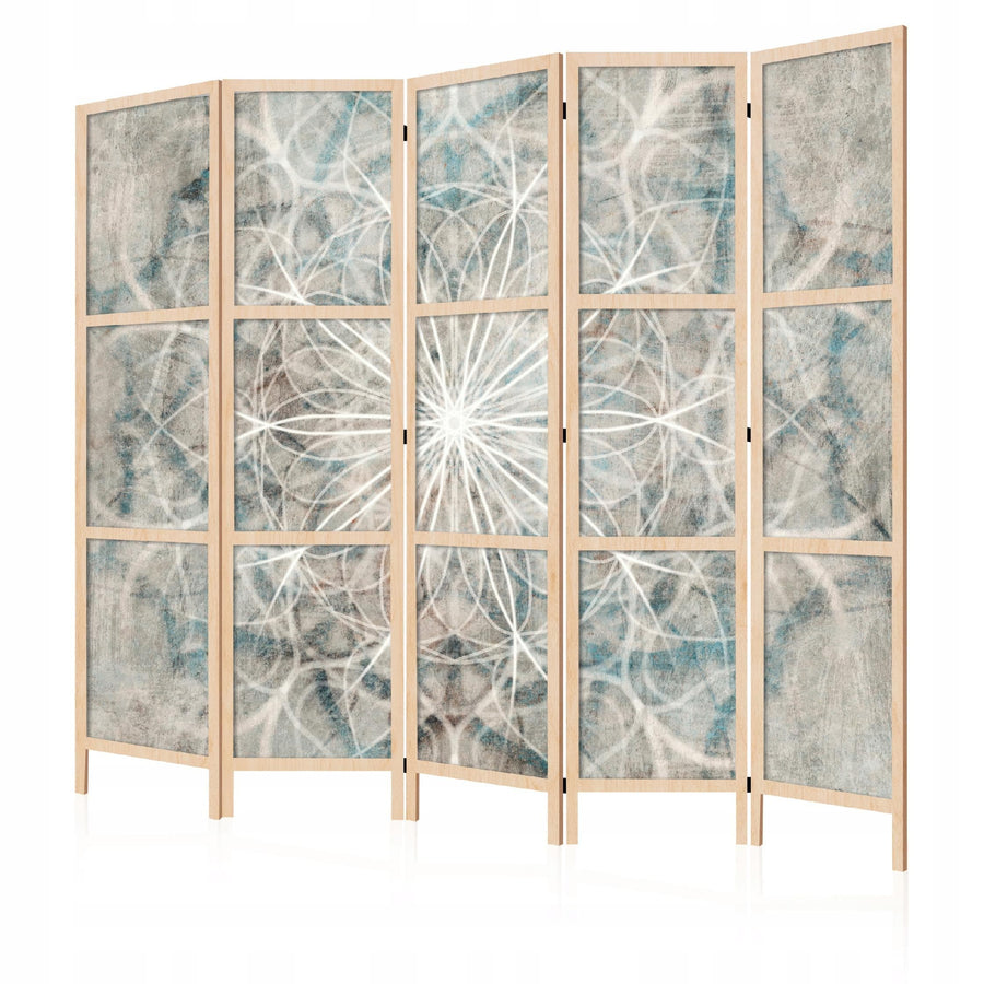 Aizslietnis "Zilā Mandala" – Moderns Telpas Dalītājs L-ART