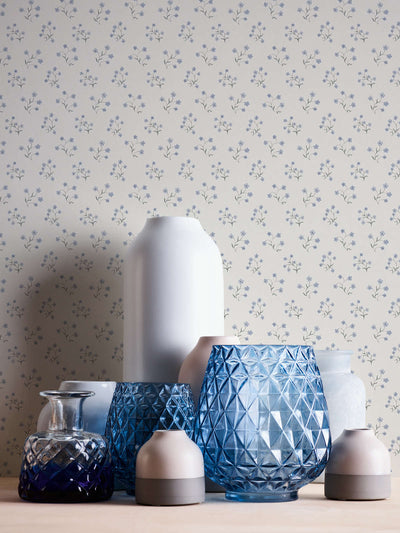 Non-Woven wallpapers with delicate floral pattern: white, blue - 1373125 AS Creation