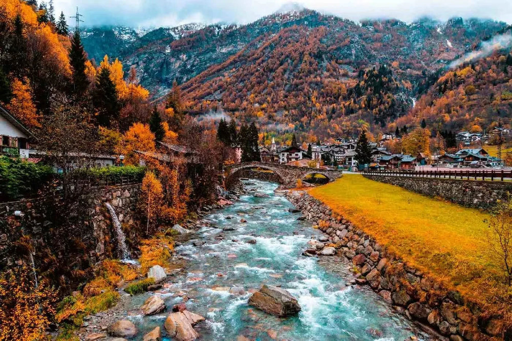Fototapetes ar skaistu ainavu - Lizas upe Gressoney - kalnu strauts D-ART