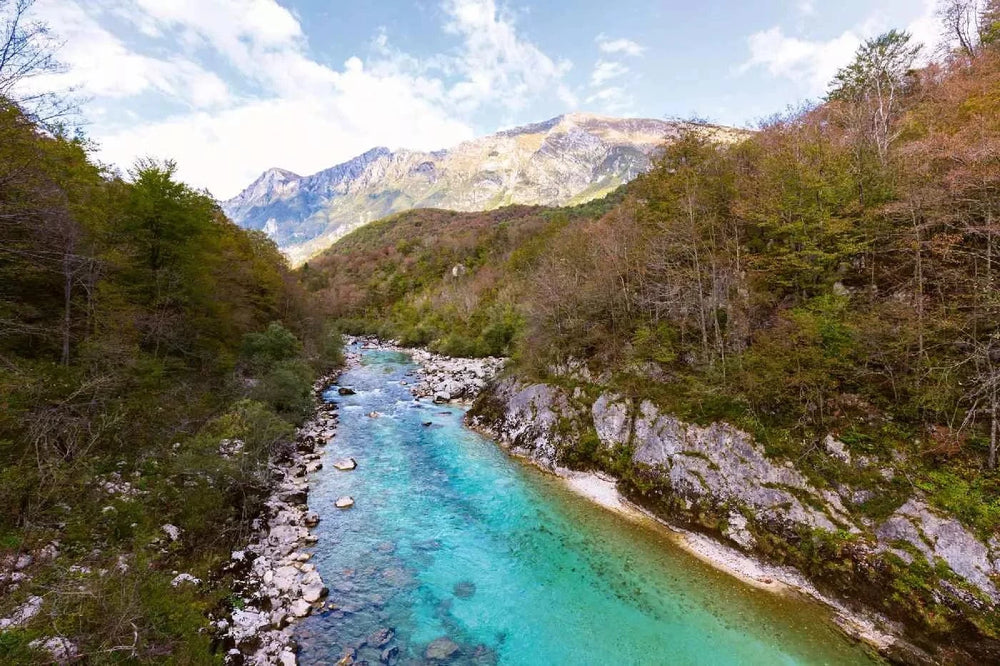 Fototapetes ar skaistu ainavu - Soca upe Slovēnija - dabas skats D-ART