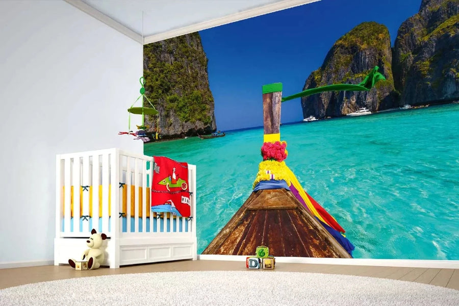 Fototapetes ar tropisko jūru - Laiva Maya līcī - košas krāsas D-ART
