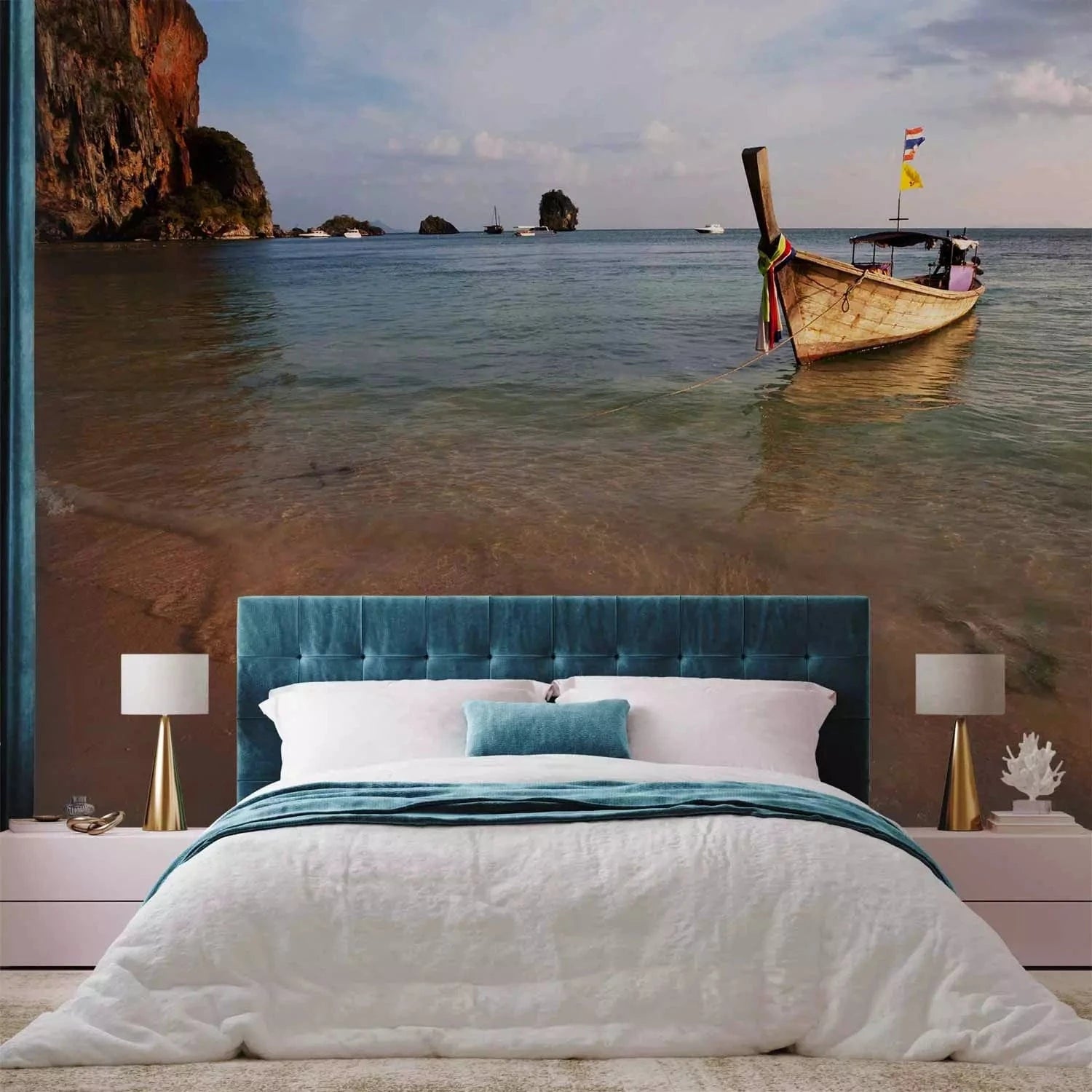 Fototapetes - Jūras ainava ar vientuļu laivu netālu no klintīm G-ART