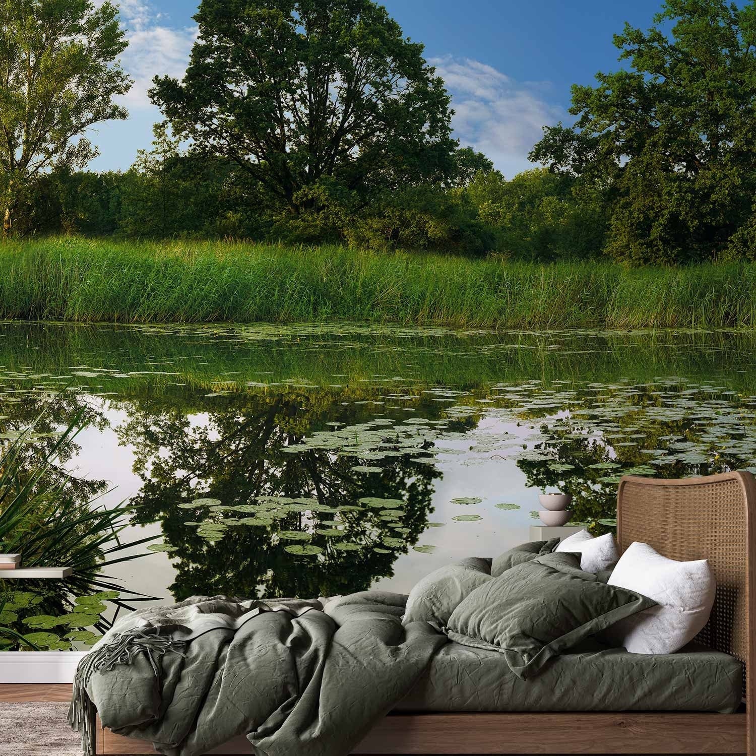 Fototapetes - Burvju dīķis - vasaras dabas ainava ar upi un veģetāciju G-ART
