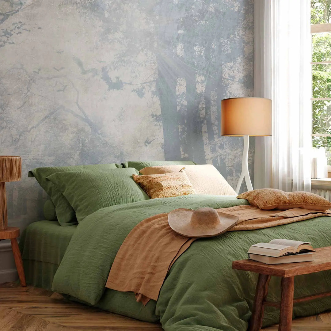 Fototapetes - miglaina ainava ar augstiem kokiem zilos toņos G-ART