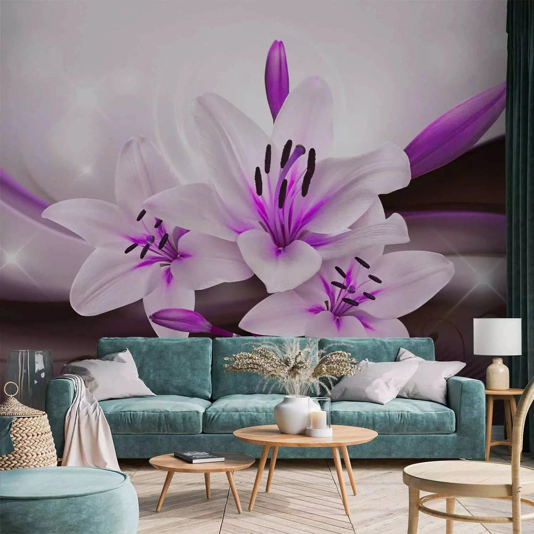 Fototapetes - Violeta liliju kompozīcija ar smalku viļņu rakstu G-ART