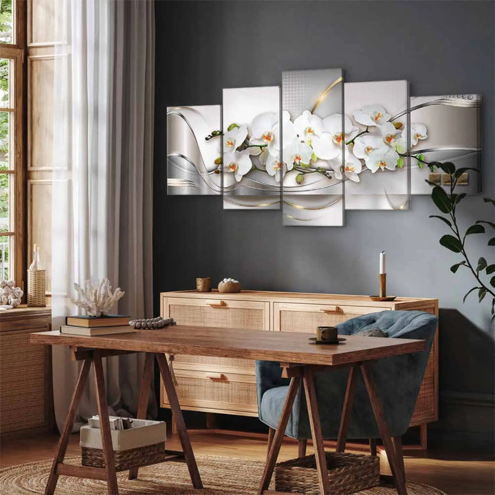 Glezna ar baltam arhidejām uz pelēka abstrakta fona - 50103 (x5) ART XL