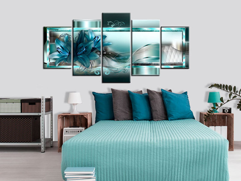 Paveikslai ant drobės su turkio spalvos lelijomis ir abstrakcija - Sky Blue Lilies, (x5), 93050 G-ART.