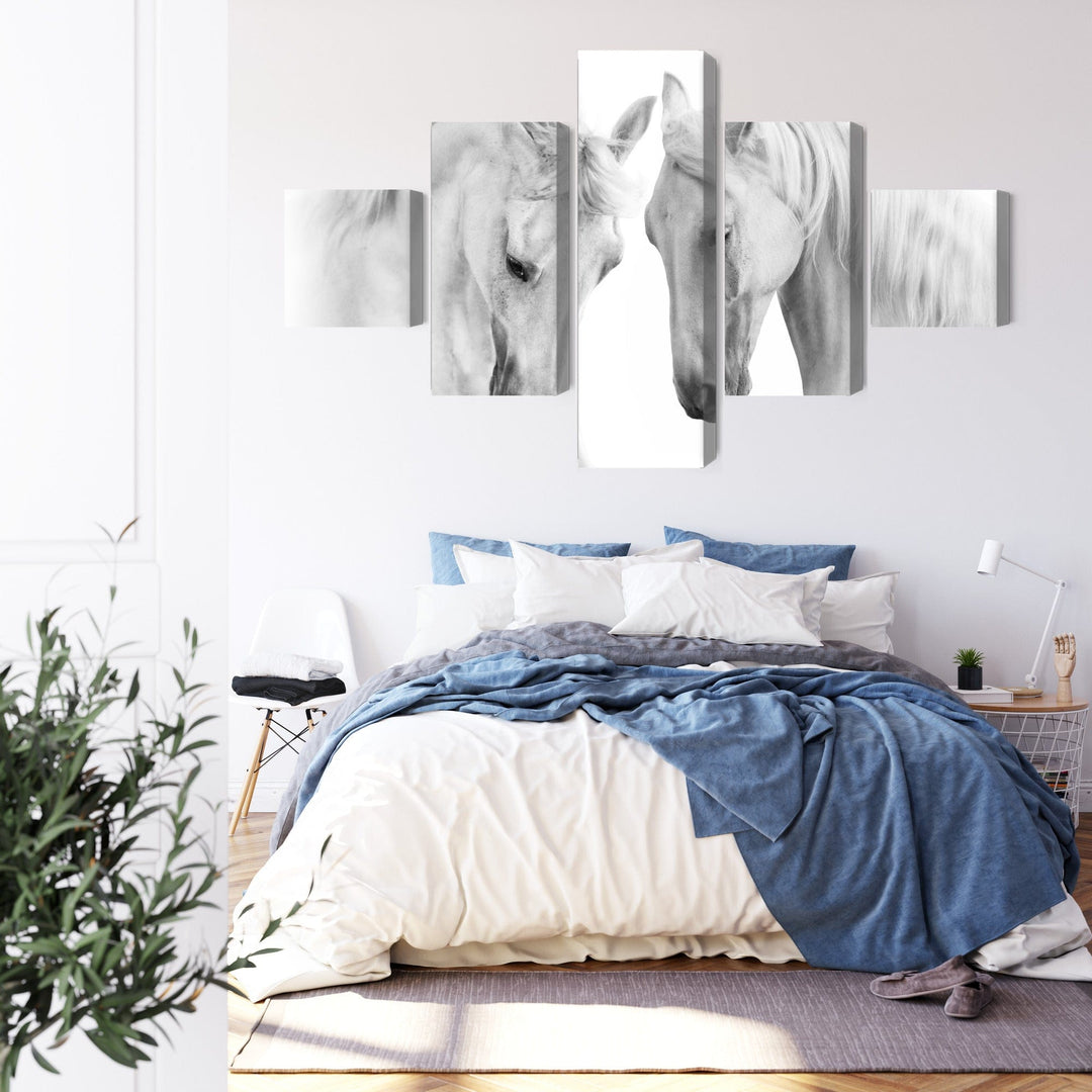 Kanva - Divi zirgi uz balta fona, N-4637 X-ART