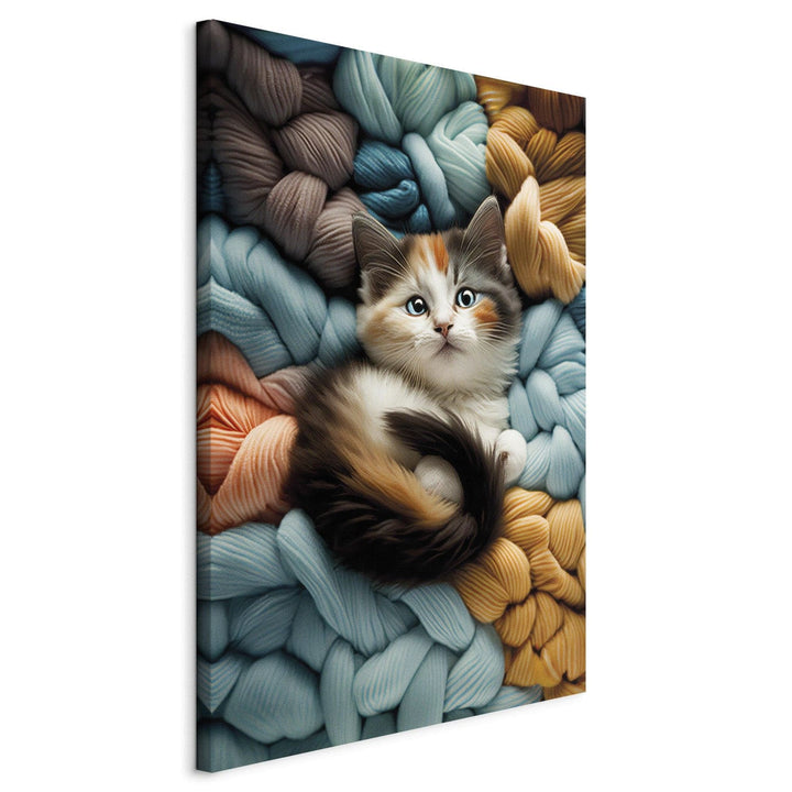 Glezna ar kaķi - Kaķēns atpūšas uz daudzkrāsainas dzijas, 150094🎨🐾 G-ART