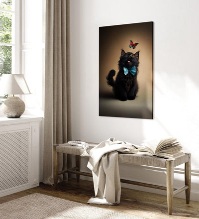 Glezna - Kaķis ar tauriņu, kas vēro lidojošu tauriņu, 150143 Tapetenshop.lv
