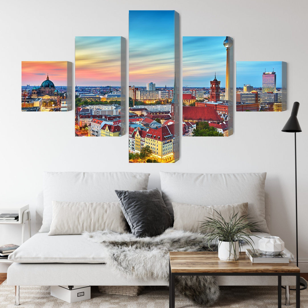 Kanva: Berlīnes panorāma saullēktā X-ART