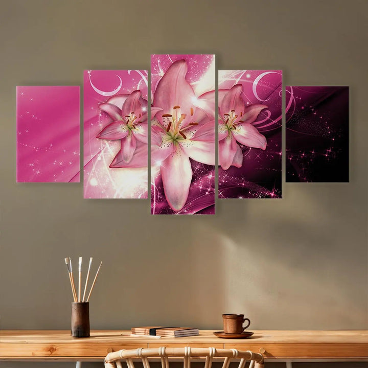 Kanva - Lilijas uz violeta fona | Rozā debesis | 92904 ART XL