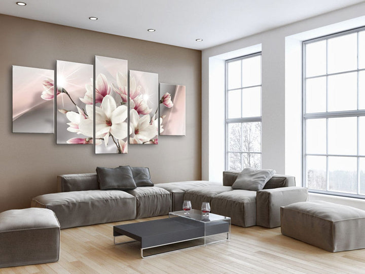 Glezna ar magnoliju rozā un pelēkā krāsā - Magnolijas ziedēšanas laikā G-ART