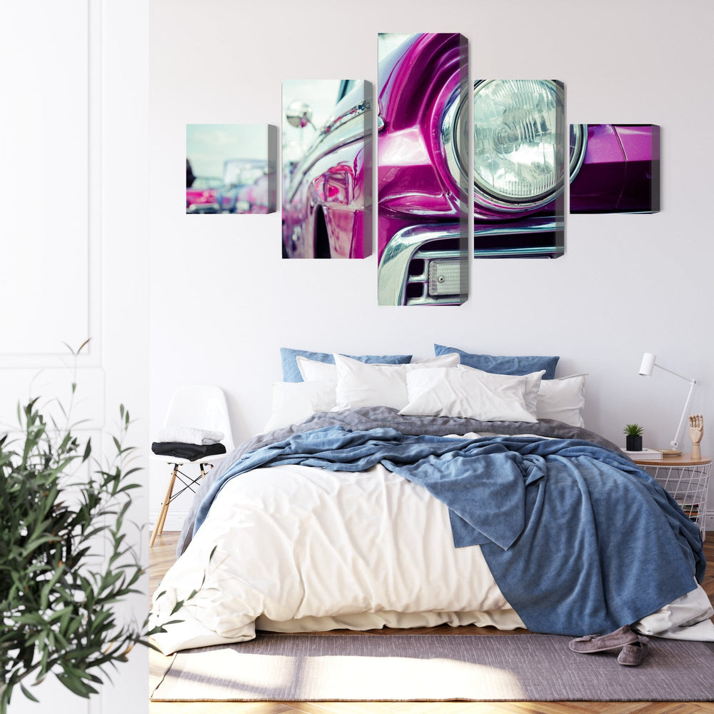 Kanva: Retro auto lukturi Kubā, violeta X-ART