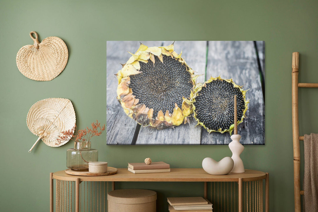 Kanva - Saulespuķes uz pelēku dēļu fona, N-1710 X-ART