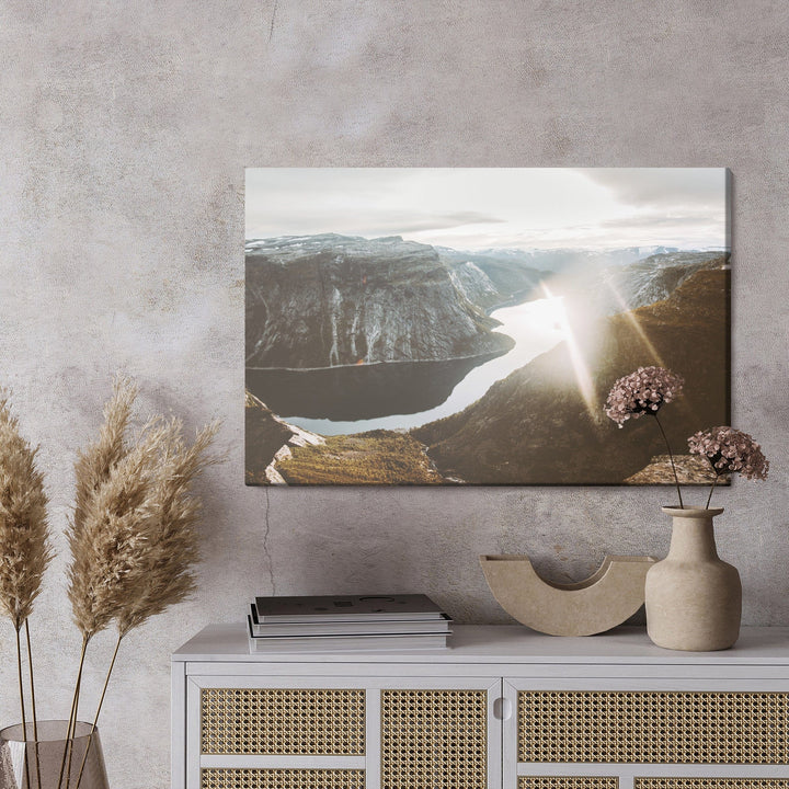 Kanva - Saulriets kalnos X-ART