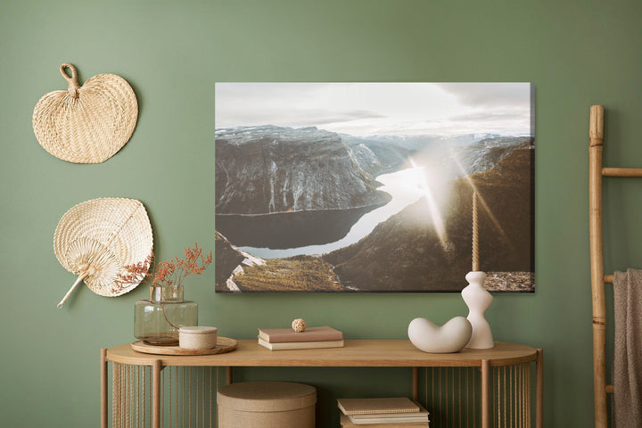 Kanva - Saulriets kalnos X-ART