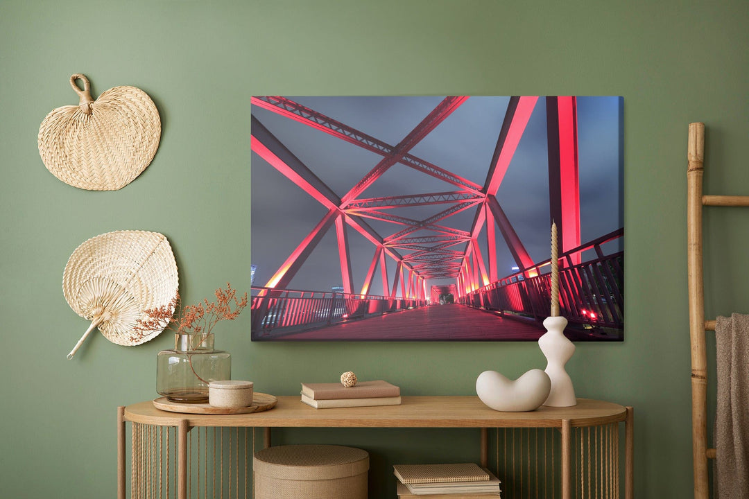 Kanva - Tilts naktī X-ART