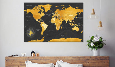 Korķa tāfele ar pasaules karti zeltā krāsā uz melna fona - Zelta pasaule, 95920 Tapetenshop.lv