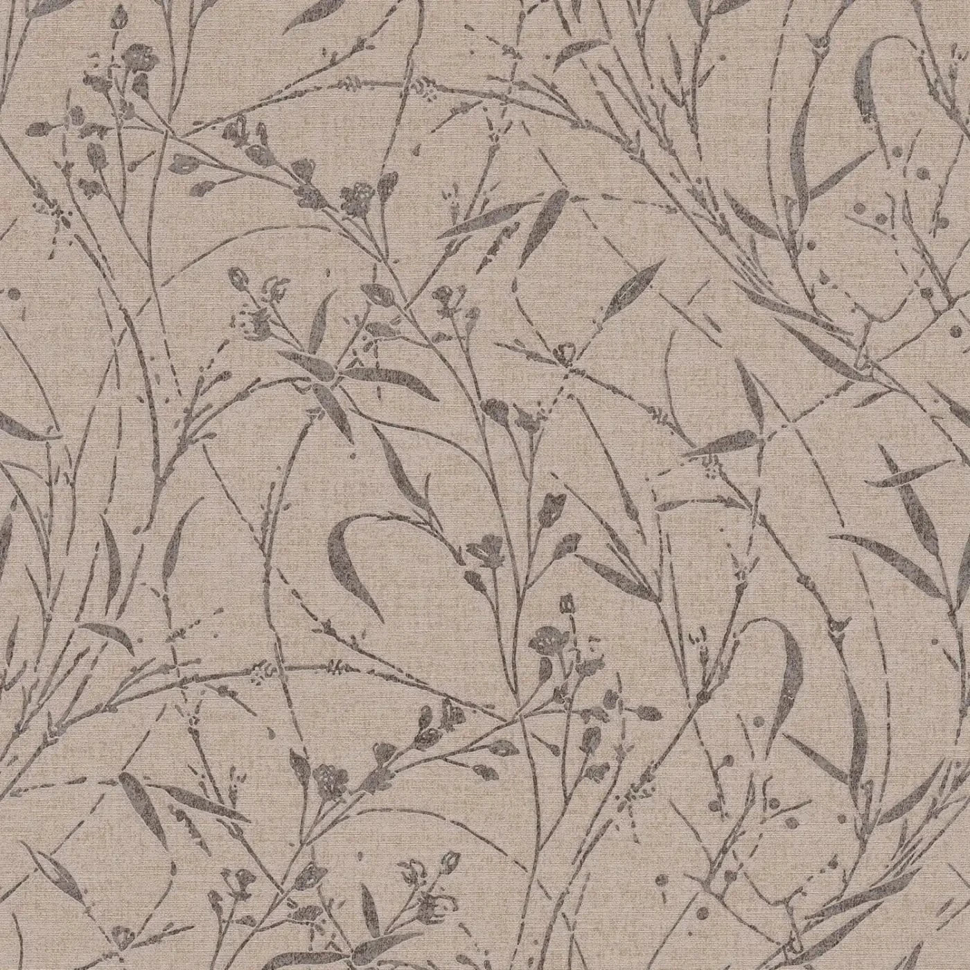 Lähikuva: ruskea moderni tapetti, jossa korostuu oksakuvio. SKU: 3007033, AS Creation.