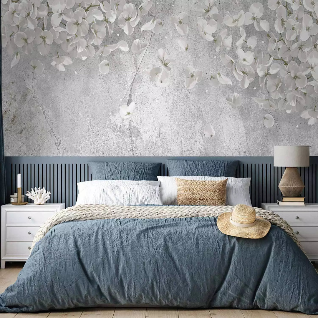 Fototapetes - Balti ziedi uz pelēka betona, 137926
