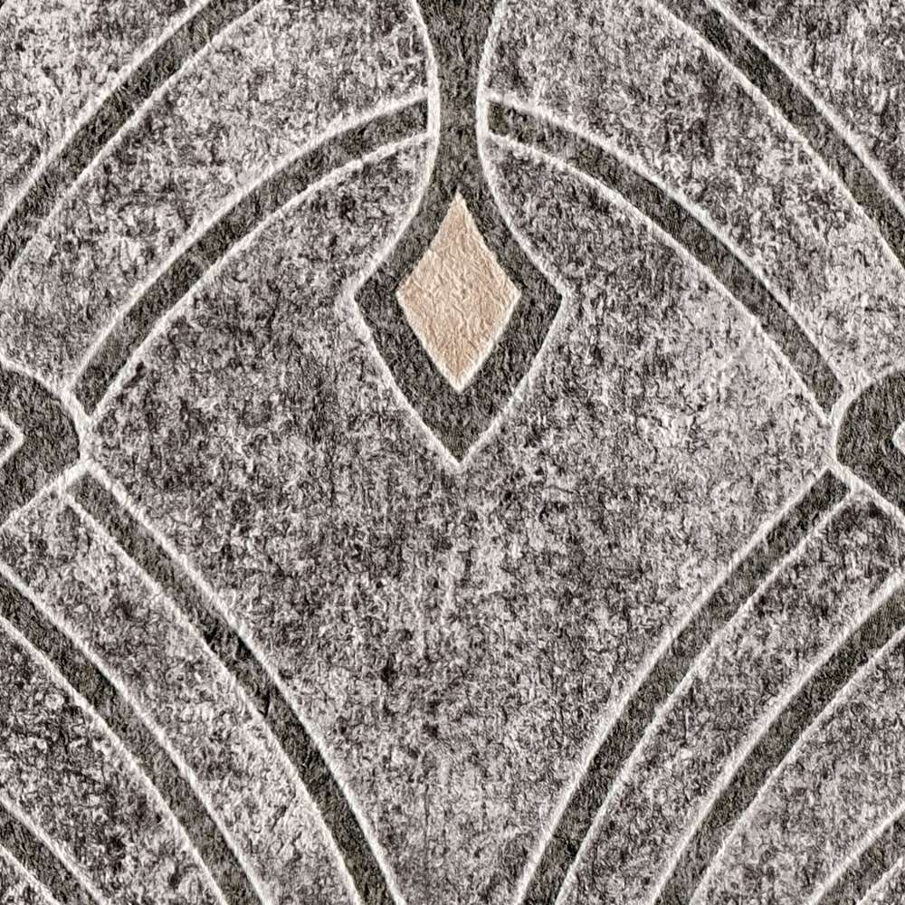 Art Deco tapetes ar ornamentu un ģipša izskatu melnā krāsā 380944 Tapetenshop.lv