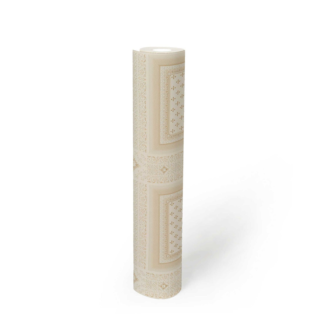 Tapetes ar fleur-de-lys lilijas rakstu bēšā un krēmkrāsā, 335414 AS Creation