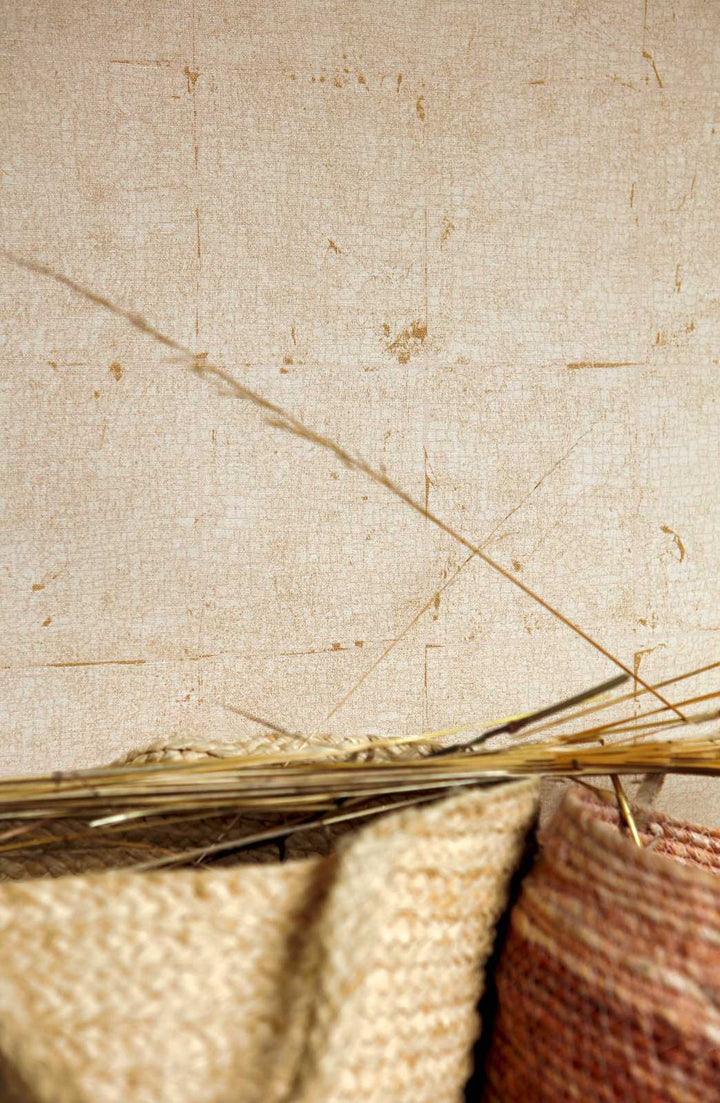 Tapetes ar grafisku flīzes rakstu bēšā krāsā - Creation 1360355 AS Creation
