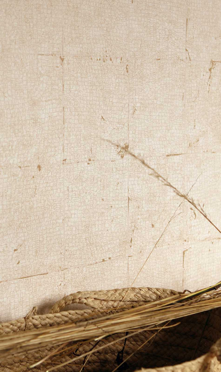 Tapetes ar grafisku flīzes rakstu bēšā krāsā - Creation 1360355 AS Creation