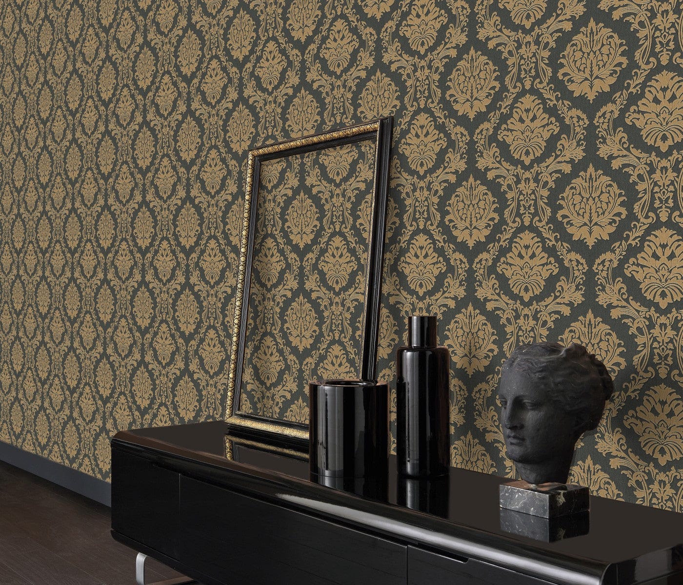 Tapetes ar klasisku damaskas motīvu, melna/zelta, 1028815 Erismann