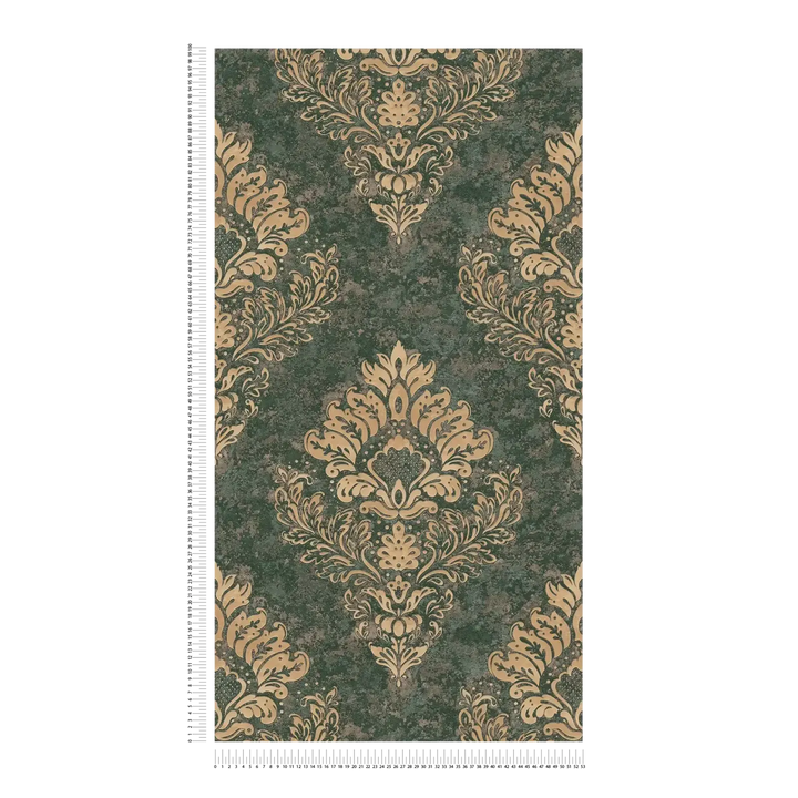 Zaļi zeltainas tapetes ar klasisku ornamentu un spīdumu – 1344203 AS Creation