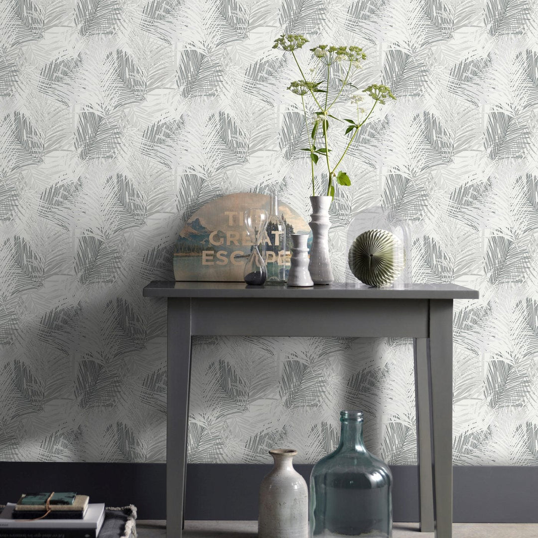 Tapetes ar tropiskām lapām pelēkā un baltā krāsā, Erismann - 3745402 Erismann