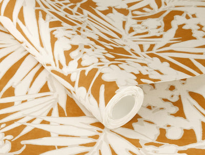 Tapetai su atogrąžų lapais ant tekstilės tekstūros, oranžinės ir kreminės spalvos, RASCH, 1205130 AS Creation