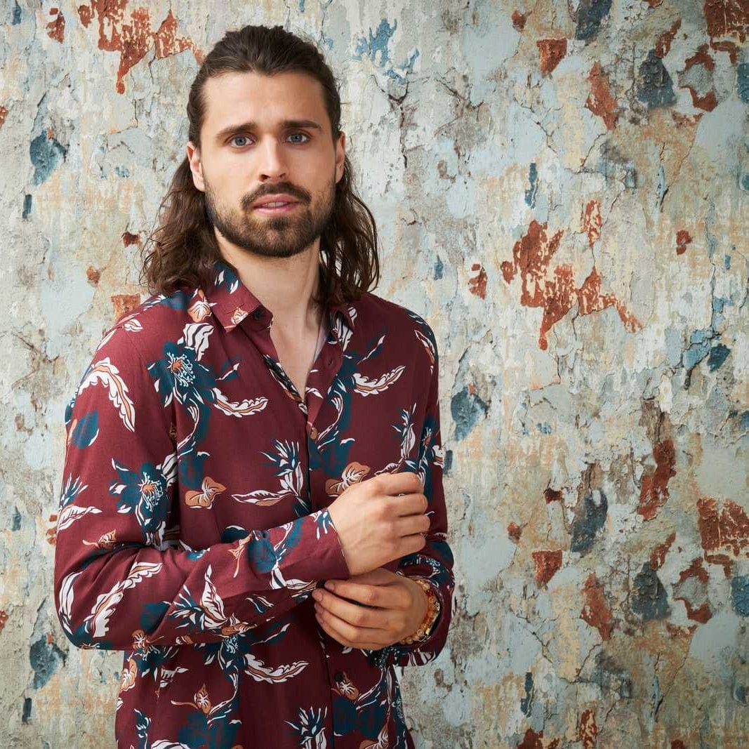 Tapetes ar nobružātu akmens sienas izskatu AS 379541 AS Creation