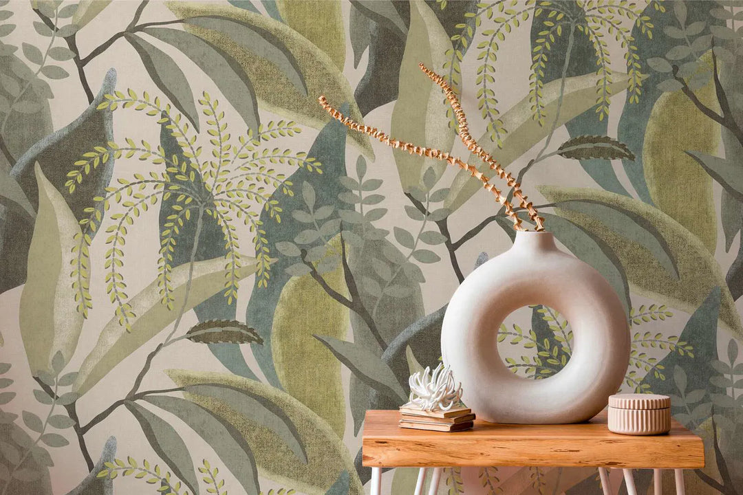 Tapetes ar zaļām lapām uz krēmkrāsas fona, matētas - 3012470 AS Creation