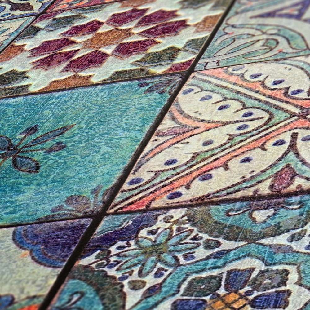 Daudzkrāsainas tapetes ar nacionāliem ornamentiem AS Creation 36205-1 AS Creation