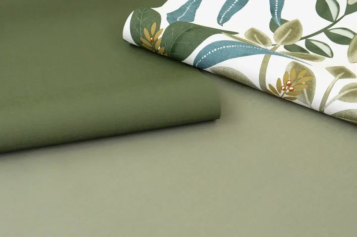 Rasch wallpaper 1562705 | A warm grey shade with a distinctive linen-like texture