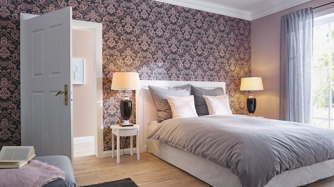 Tapetes RASCH ar klasisko ornamentu rozā un pelēkā krāsā, 570649 RASCH