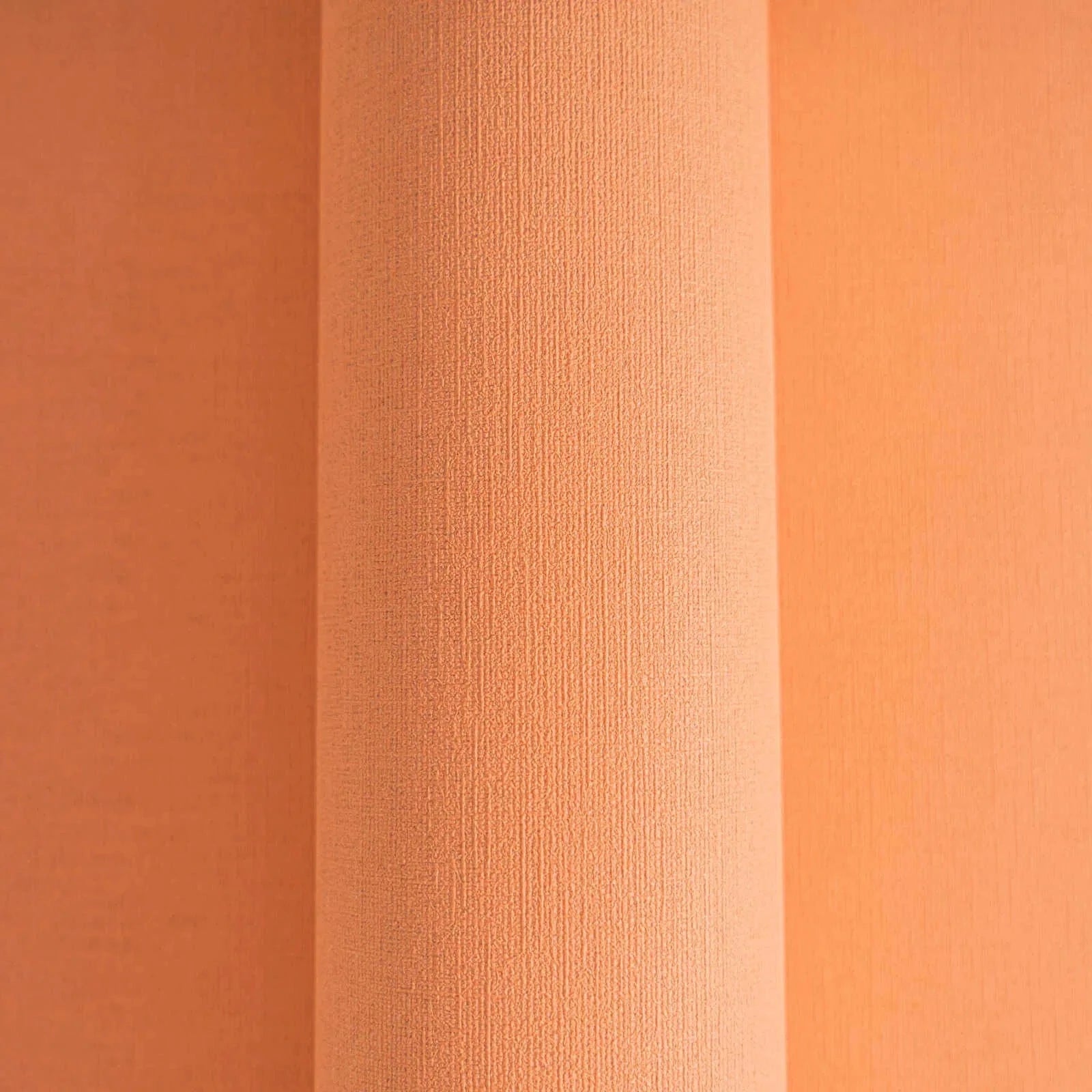 Vienkrāsainas matētas tapetes istabai oranža toņos, 1373475 AS Creation