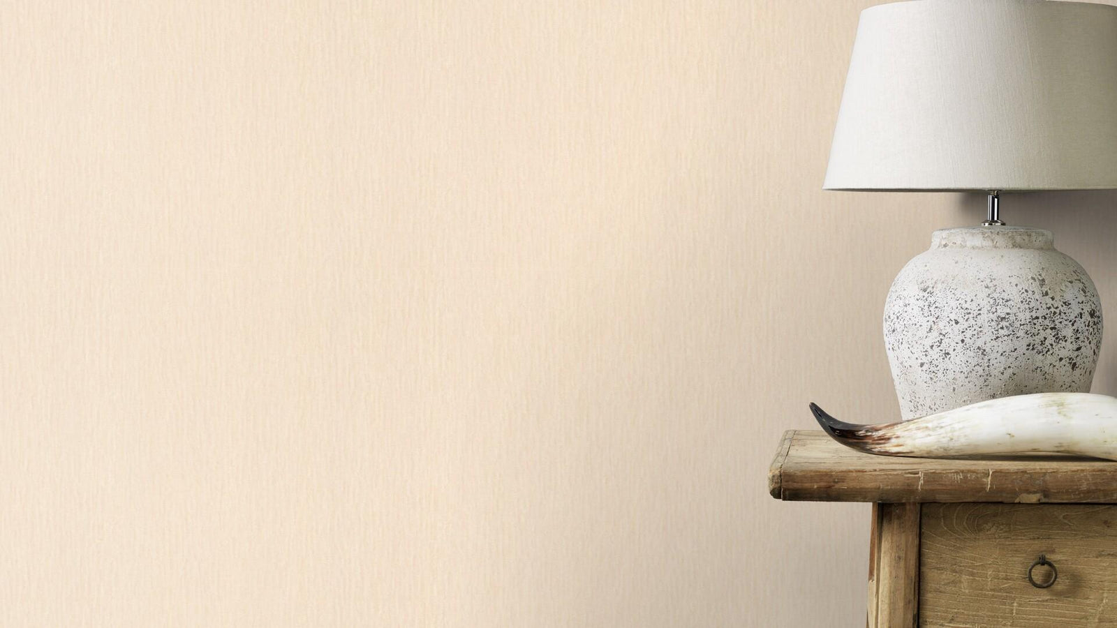 Vienkrāsainas tapetes maigi rozā krāsā ar mirdzumu, RASCH, 570014 RASCH