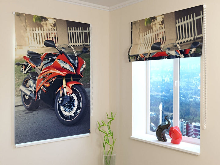Žalūzijas jauniešu istabai ar motociklu - Sarkans motocikls Tapetenshop.lv