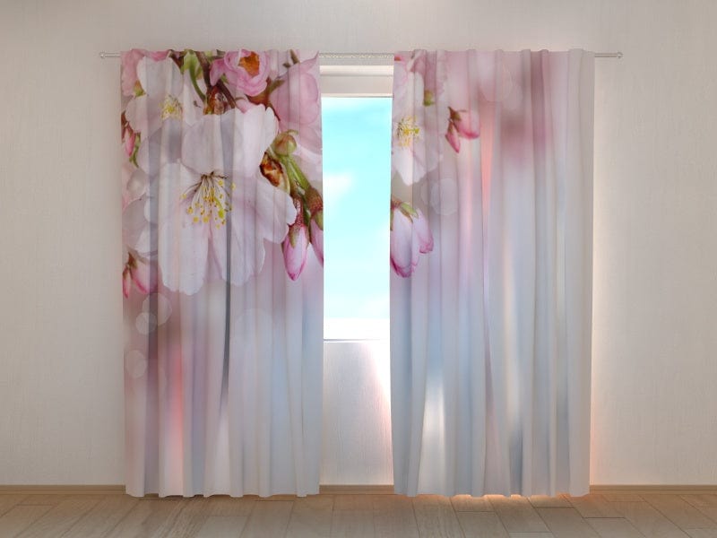 160 x 180 cm Dienas un nakts aizkari ar ziedu motīviem - Ziedošais pavasaris  (SCREEN audums) Tapetenshop.lv