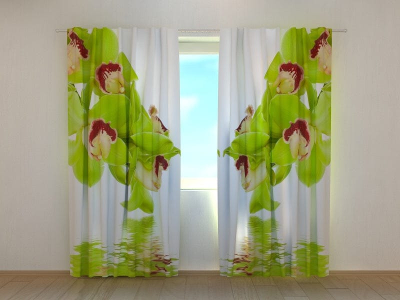 Curtains with flowers - Refreshing lime colour