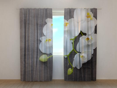 Curtains with floral motifs - Gray and White Tapetenshop.lv