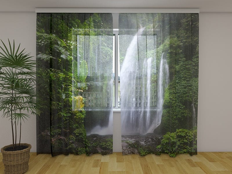 Nakts aizkari guļamistabai - Ūdenskritums Indonēzijā 180 x 140 cm (2x  90x140 cm) / SCREEN Tapetenshop.lv