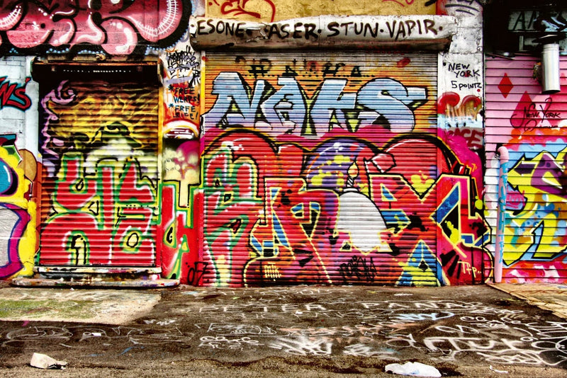 Fototapetes - Iela ar grafiti (daudzkrāsainas) G-ART