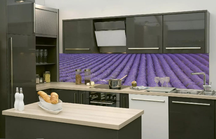 Pašlīmējošas fototapetes virtuvei - Lavandas lauks (260x60 cm) Art4home