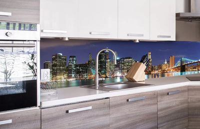 Fototapetes virtuvei ar lamināciju, pašlīmējošas plēve un flizelīns - Manhetena  (260x60 cm) Art4home